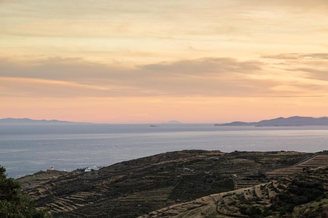 Tinos Dove Suites Triandáros 外观 照片